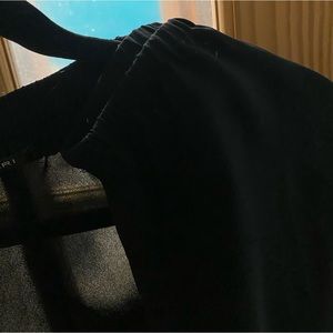 Tahari black pull on pants